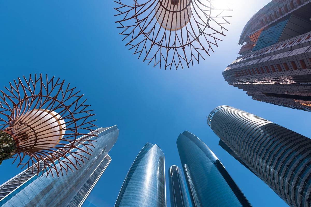 UAE financial center skyline representing global real estate and tokenization